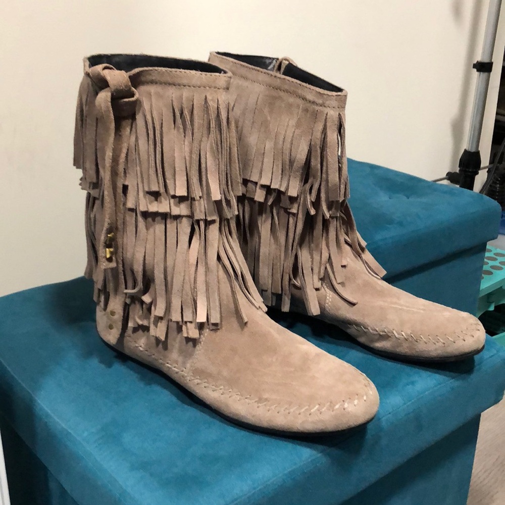 Fringed 100% suede